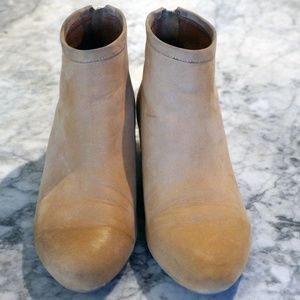 Jeffrey Campbell Ibiza Last Nude/Gold Women's 6.5